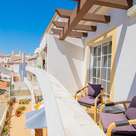 Q Colina Apartment
